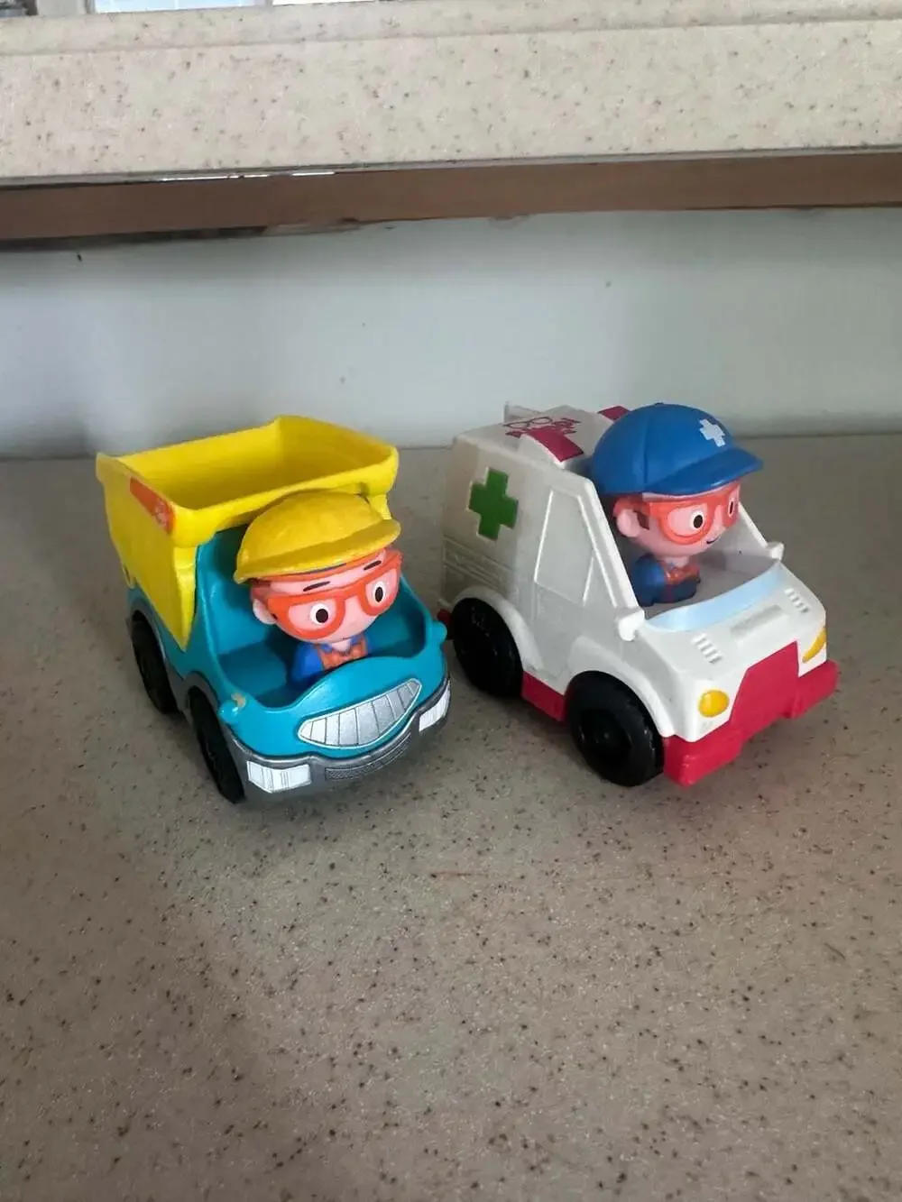 Blippi two piece